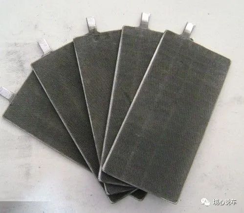 电动车换电瓶方便吗_电动电瓶换车怎么换_电动车换电瓶