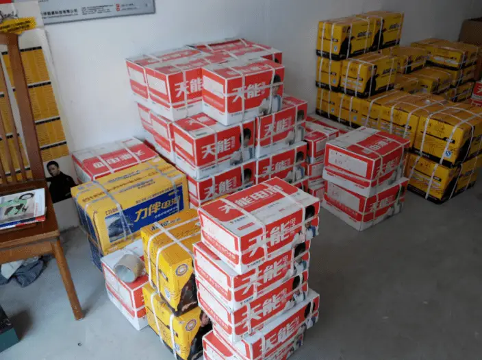 电动车换电池_电动电池换车多少钱_电车换个电池