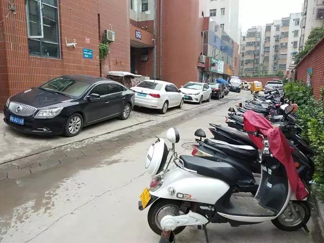 电动附近维修车电话多少_附近维修电动车电话_附近的电车修理电话